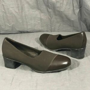 Munro Heels 7M Womens Brown Leather Slip On Stretch Classic Work Dress Kitten